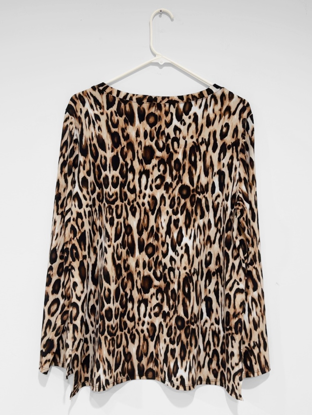 Chico's Women's Long-sleeve Leopard Print Blouse Size 2 - Large - Picture 3 of 4